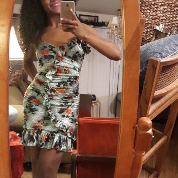 SOLD🍨🍰BETSEY JOHNSON SILK DRESS - Picture 3 of 8